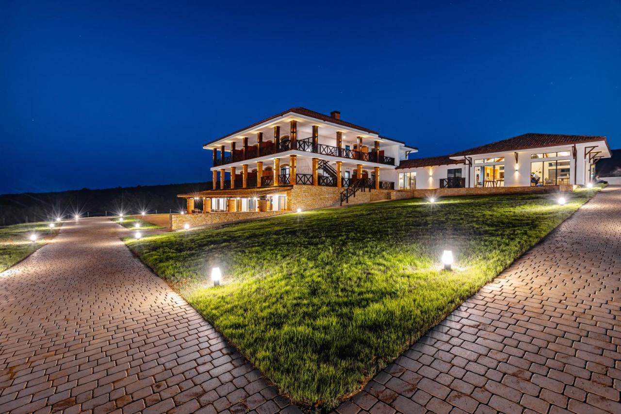 Hotel Qvevrebi Telavi Exterior photo